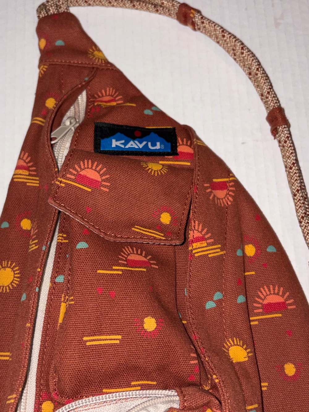 Kavu Sun Print Rope Bag - Picture 8 of 12